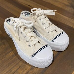 Keds Womens Shoes Ventura II Cream Mule Size 6.5